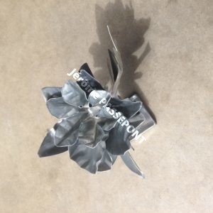 Fleur en zinc Jérôme PASSEPONT